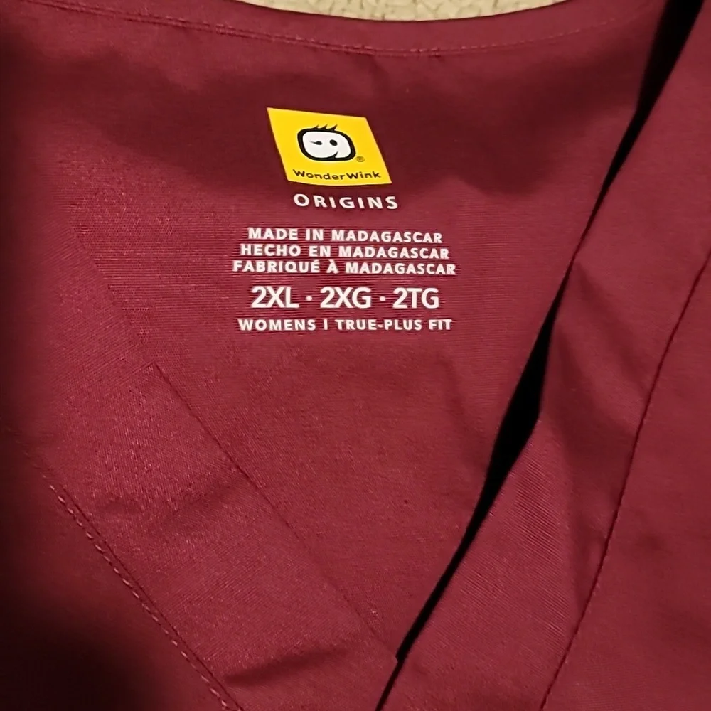 Nursing top (scrubs) NWT - Picture 2 of 3